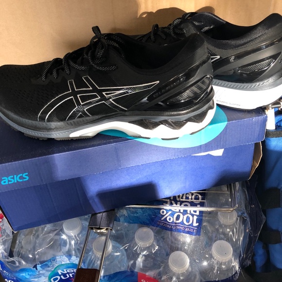 asics kayano size 11